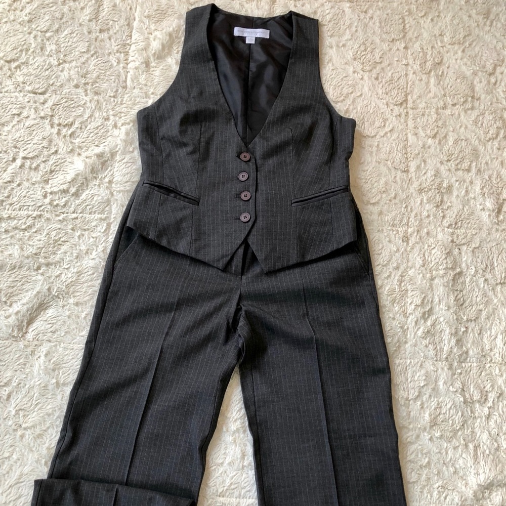 NY&CO classic grey pinstripe slacks & vest